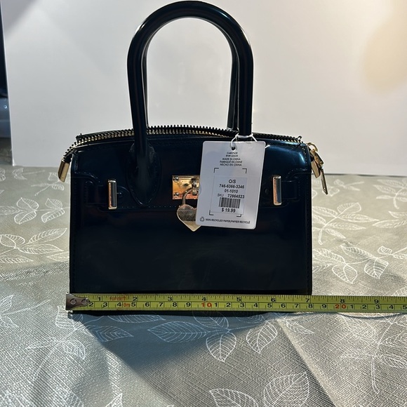 La Express Small Hand Bag - Picture 9 of 10